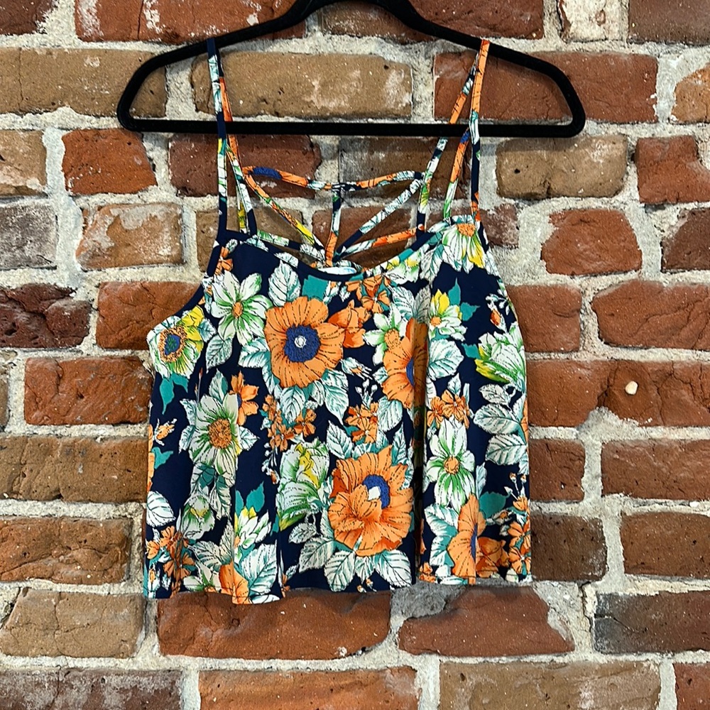 Floral flowy tank